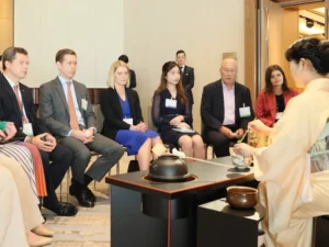 出張茶道おもてなし立礼式外国人